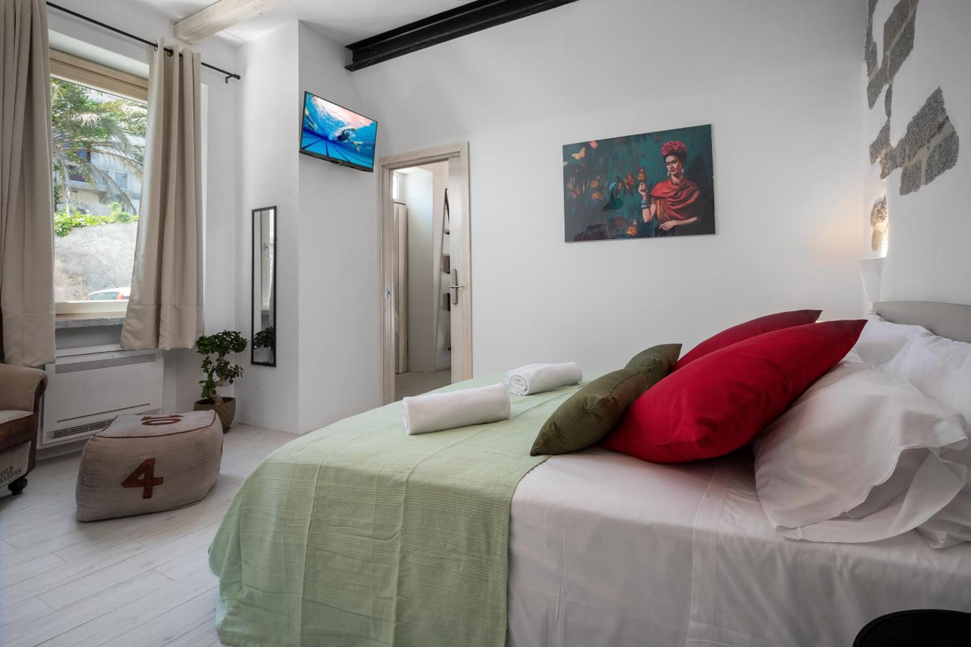 Art And Nature Guest House Olbia Bagian luar foto